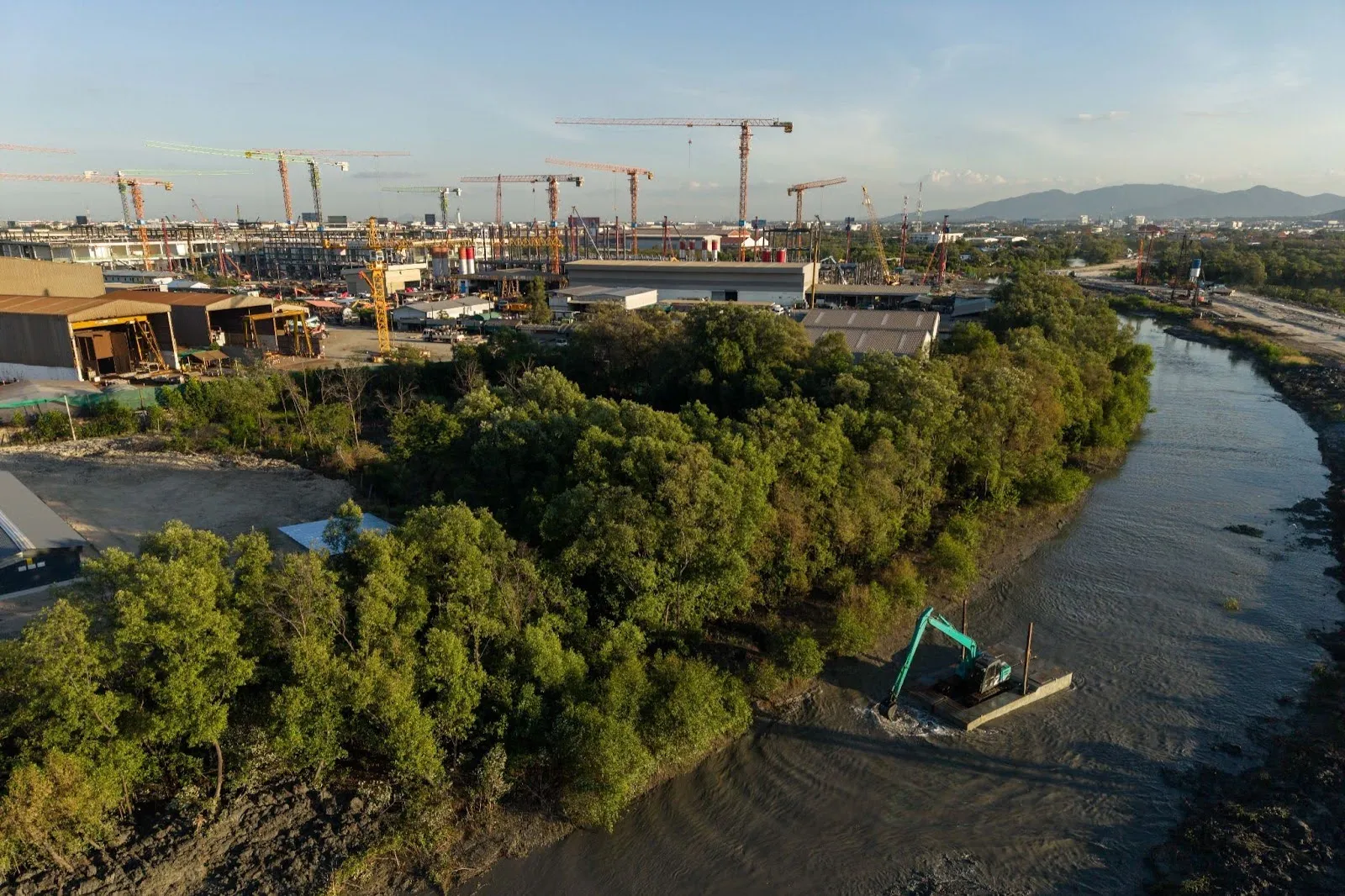 The Bridge Data center facility under construction in Chonburi province is being built atop reclaimed wetlands, prompting fear among local residents regarding the management of water resources and wastewater.